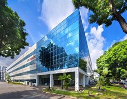 Clementi Loop (D5), Warehouse #589307891